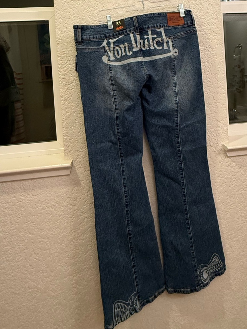 NWT Von Dutch Flare Jeans Y2K Inspired Flying “Eye Balls”Frosted Flared Red Logo - Picture 14 of 17